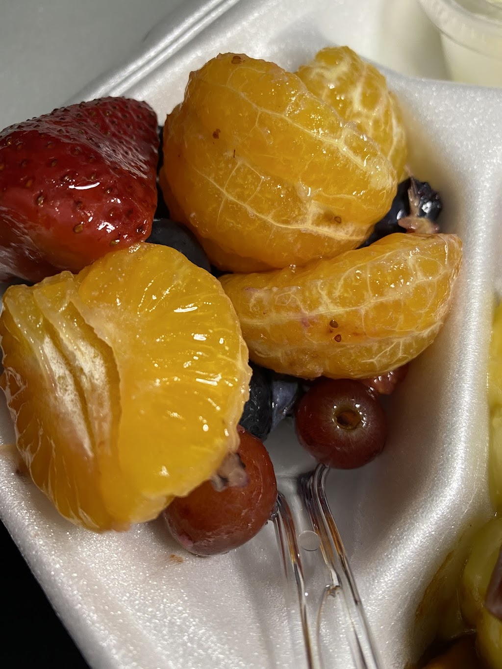 The Grazing Barn | restaurant | 119 N Main St, Farmland, IN 47340, USA | 7652733319 OR +1 765-273-3319