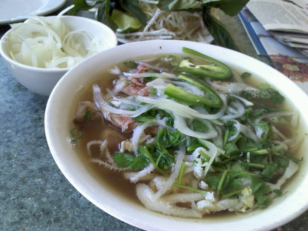 Pho Nam Restaurant | restaurant | 15924 Shady Grove Rd, Gaithersburg, MD 20877, USA | 2406329500 OR +1 240-632-9500
