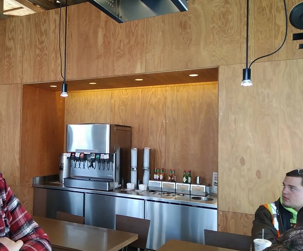 Chipotle Mexican Grill | restaurant | 1469 S Court St, Circleville, OH 43113, USA | 7404200031 OR +1 740-420-0031