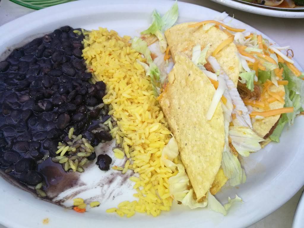 La Lomita Restaurant | restaurant | 1330 Pennsylvania Ave SE, Washington, DC 20003, USA | 2025463109 OR +1 202-546-3109