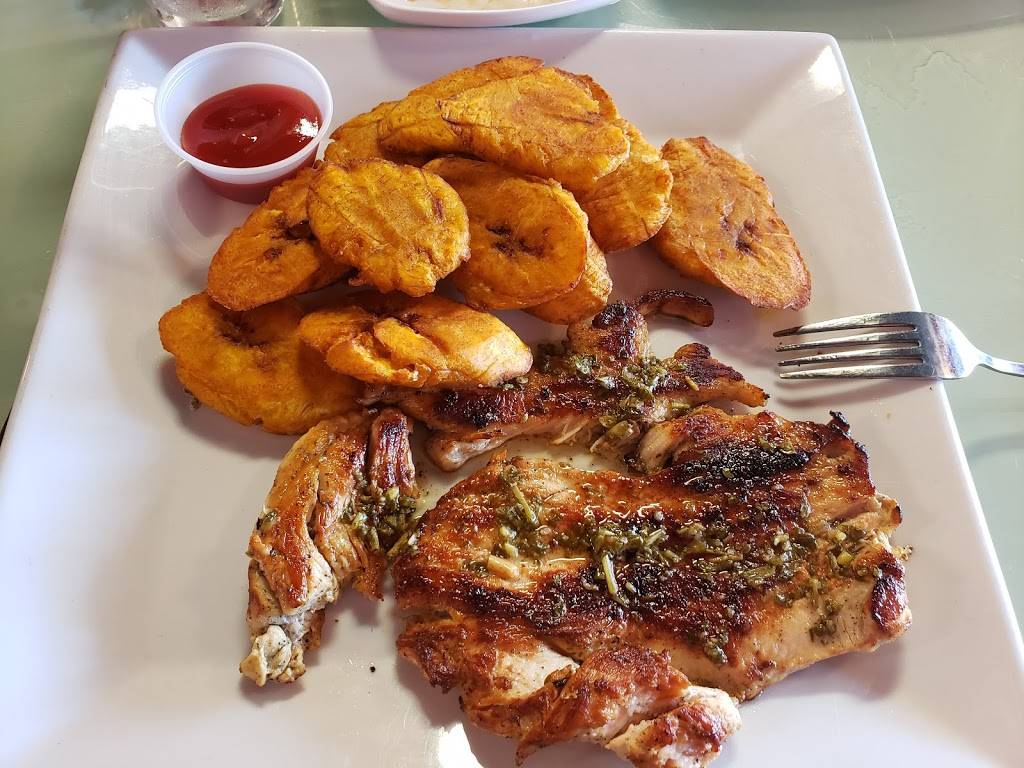 La Parrilla Restaurant | restaurant | 299 Hancock St, Boston, MA 02125, USA | 6176915694 OR +1 617-691-5694