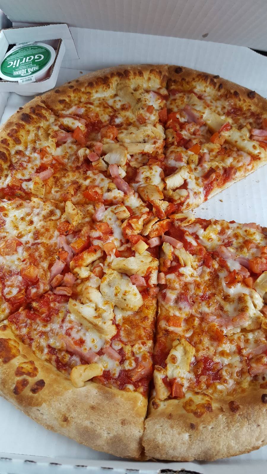 Papa Johns Pizza | restaurant | 1930 E Mason St, Green Bay, WI 54302, USA | 9204697272 OR +1 920-469-7272