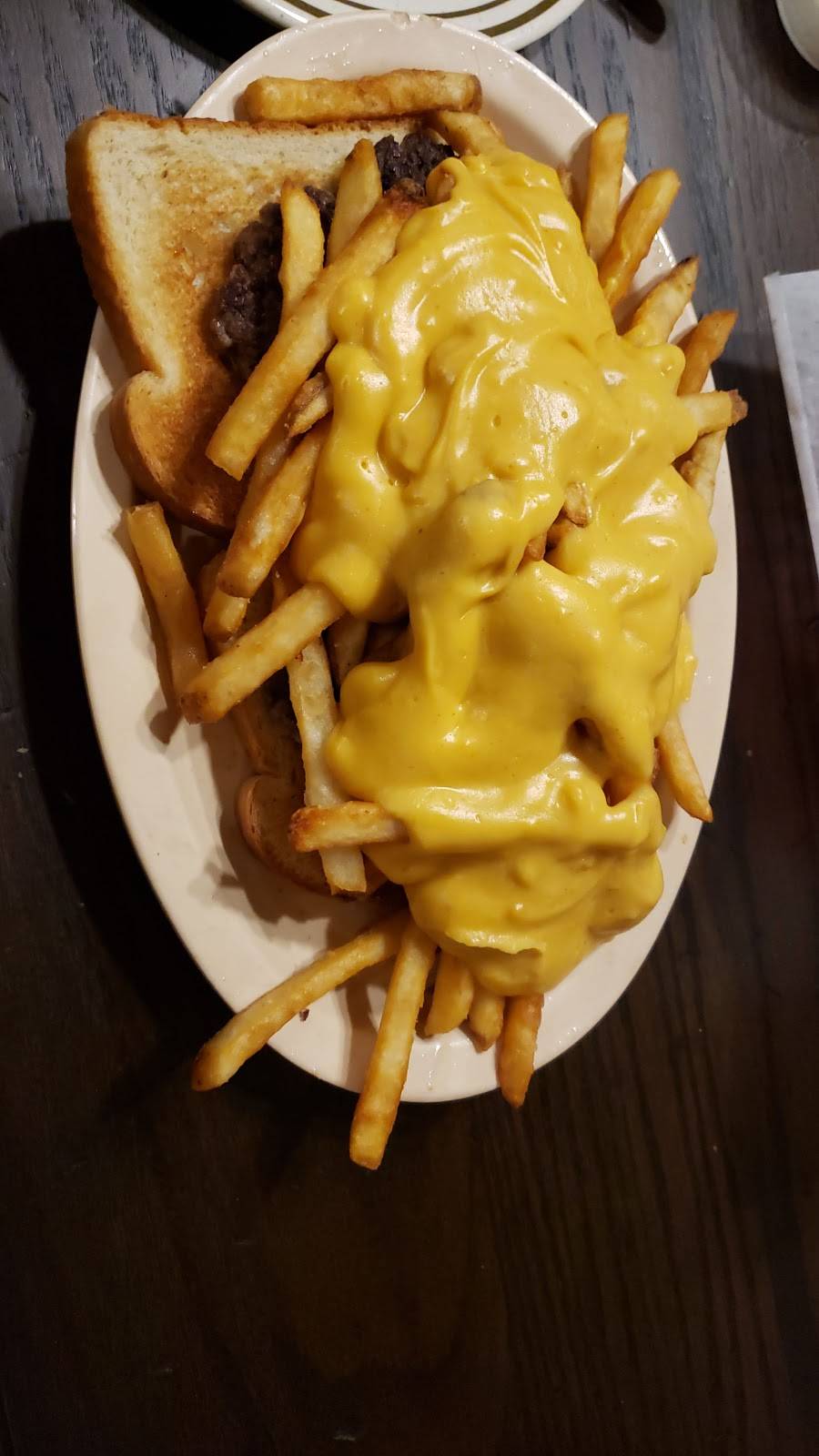 Bernie & Bettys Pizza | restaurant | 1101 S Spring St, Springfield, IL 62704, USA | 2175281821 OR +1 217-528-1821