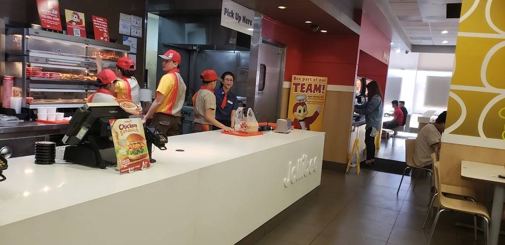 Jollibee | restaurant | 3890 S Maryland Pkwy Ste 137, Las Vegas, NV 89119, USA | 7028933005 OR +1 702-893-3005