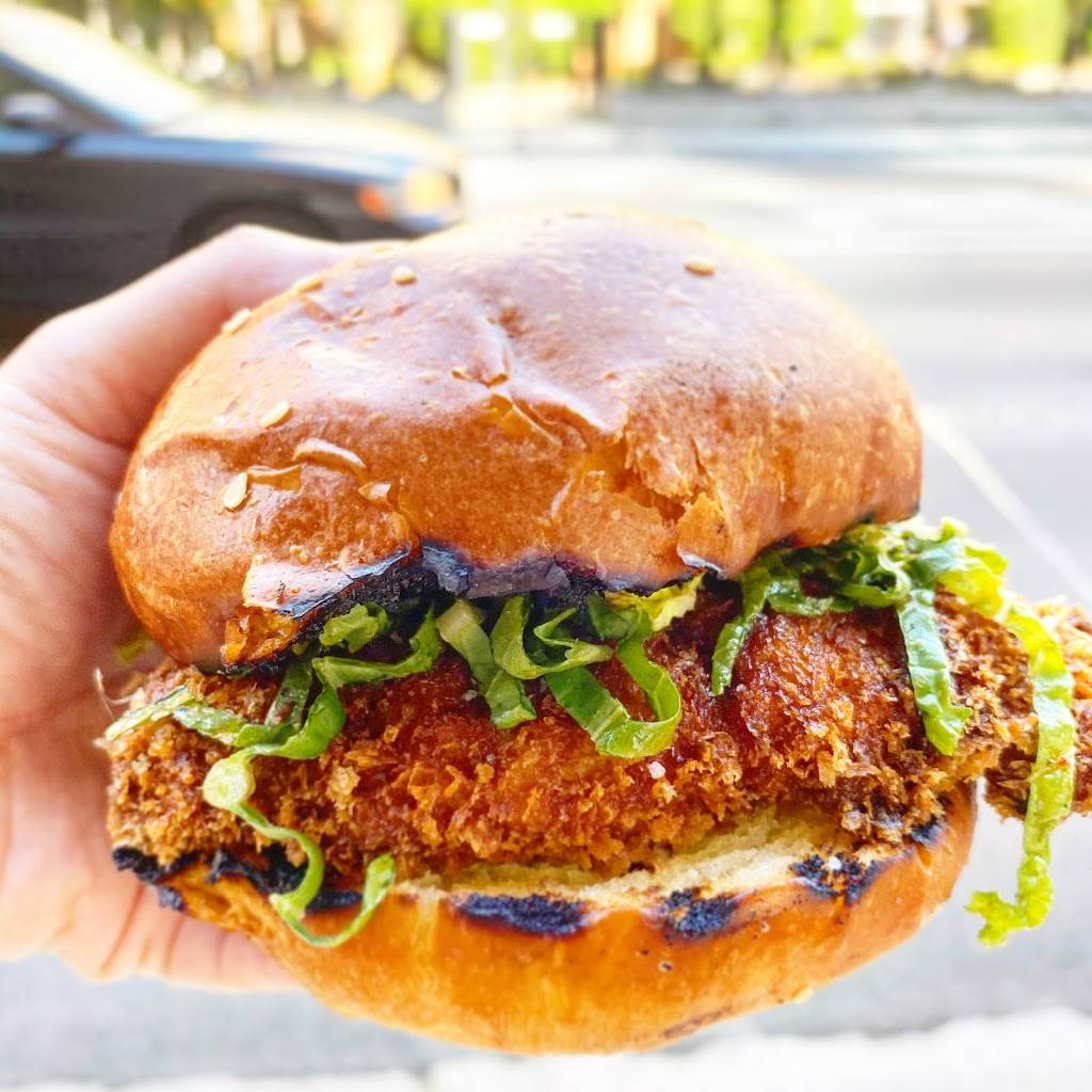 Happie Bellie | restaurant | 804 N State St, Chicago, IL 60610, USA | 3126431278 OR +1 312-643-1278