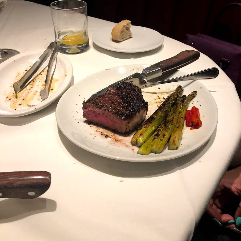 Flemings Prime Steakhouse & Wine Bar | restaurant | 9200 Stony Point Pkwy Suite 131, Richmond, VA 23235, USA | 8042727755 OR +1 804-272-7755