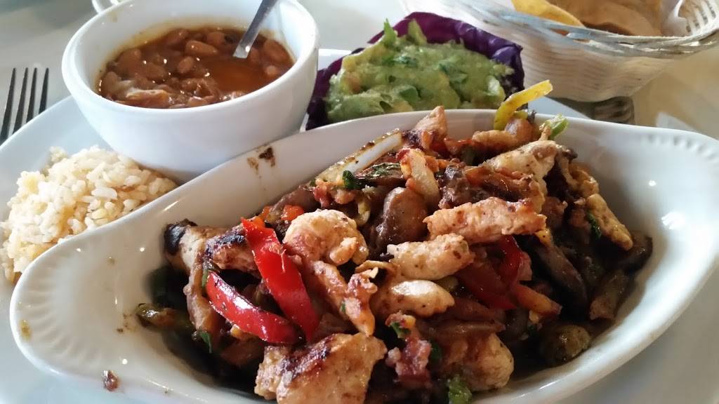 La Misión | restaurant | Boulevard Benito Juárez 1110 El, Encanto Sur, 21440 Tecate, B.C., Mexico | 016656542105 OR +52 665 654 2105