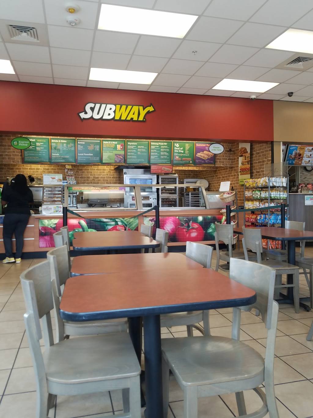 Subway | restaurant | 421 Atlantic St, Dover, DE 19902, USA | 3028573885 OR +1 302-857-3885