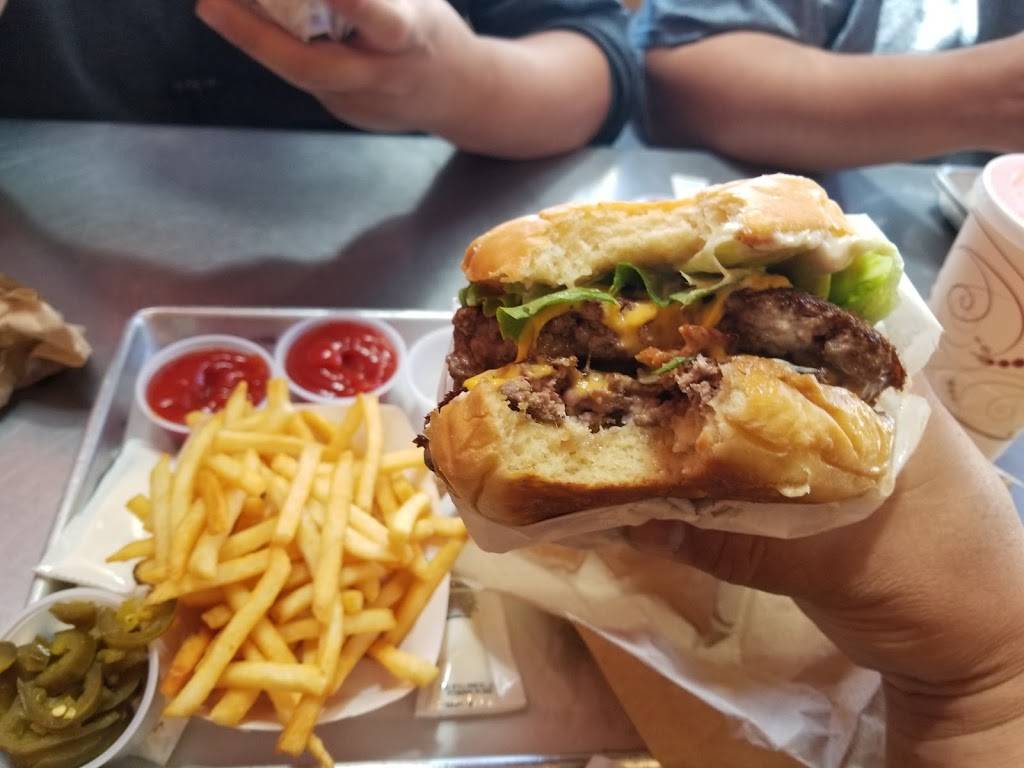 Trueburger | restaurant | 146 Grand Ave, Oakland, CA 94612, USA | 5102085678 OR +1 510-208-5678