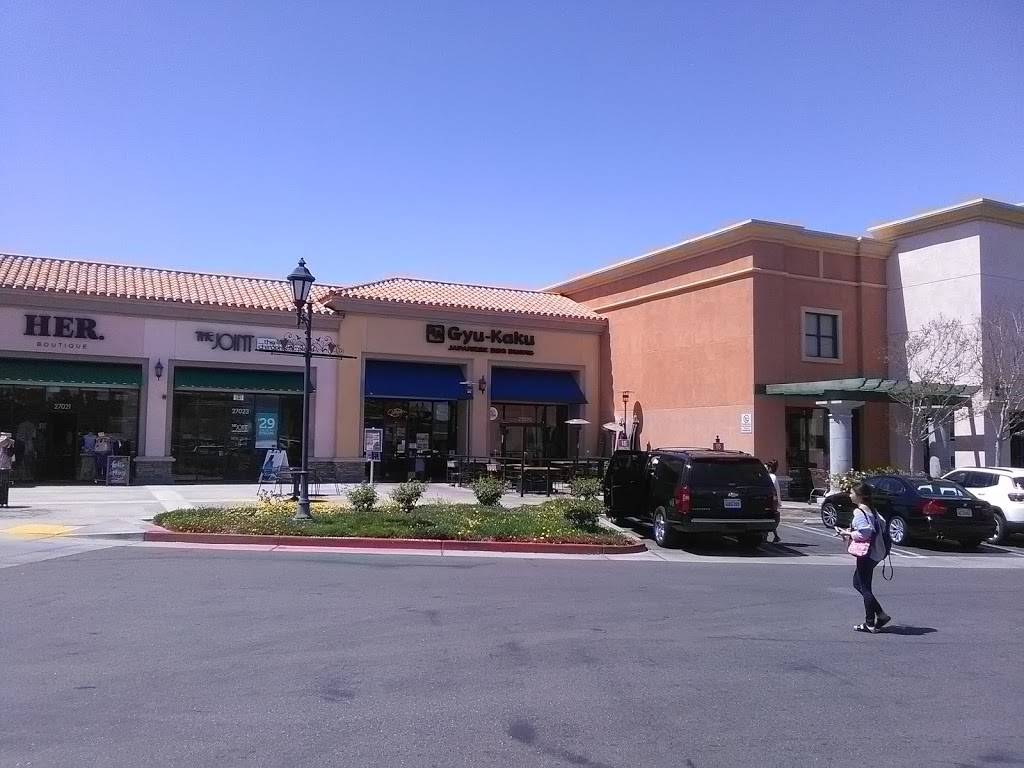 Gyu-Kaku Japanese BBQ | restaurant | 27025 McBean Pkwy, Valencia, CA 91355, USA | 6612542355 OR +1 661-254-2355