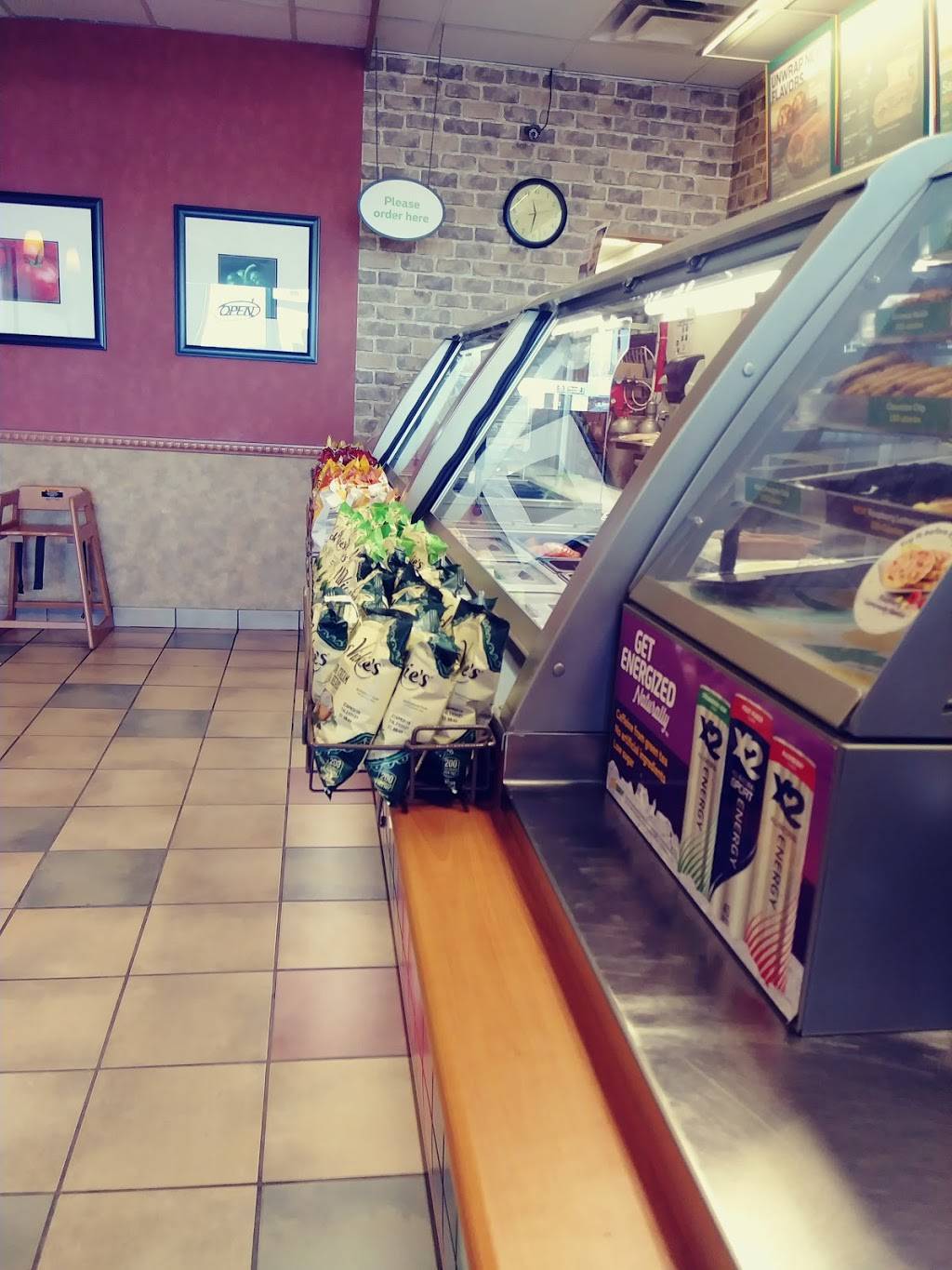 Subway | restaurant | 1453 Millville Ave, Hamilton, OH 45013, USA | 5137373123 OR +1 513-737-3123