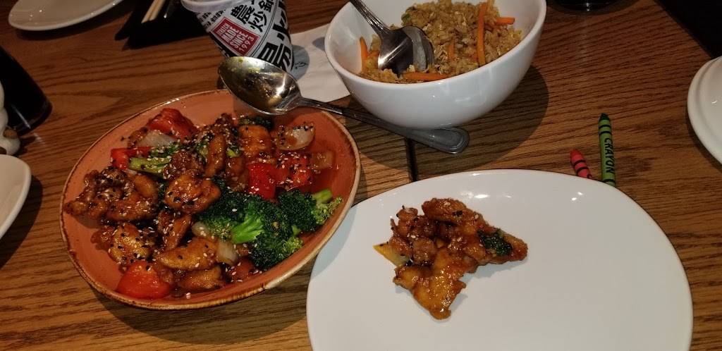 P.F. Changs | restaurant | 1400 Willowbrook Blvd Ste 1900, Wayne, NJ 07470, USA | 9733394090 OR +1 973-339-4090