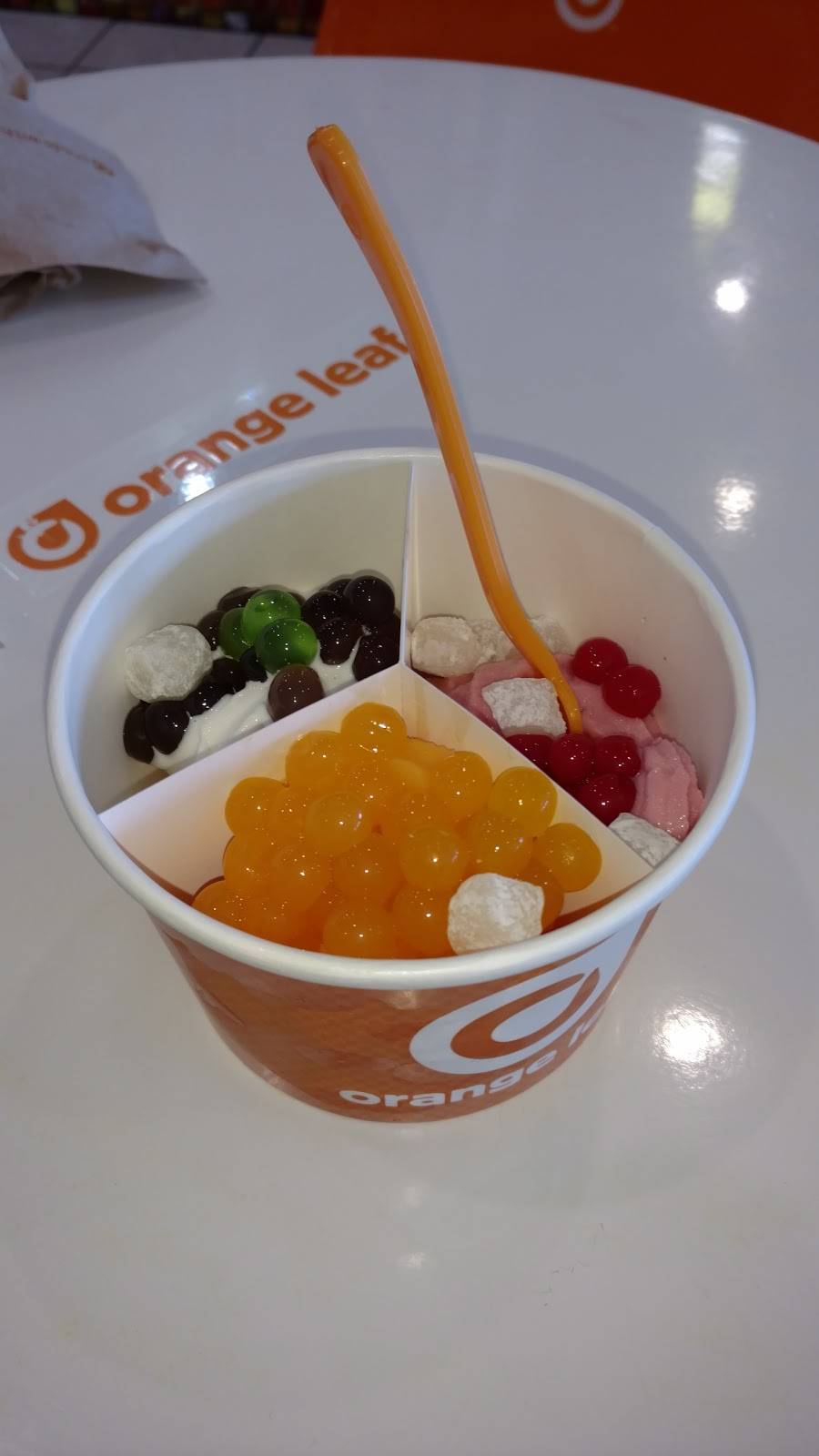 Orange Leaf Frozen Yogurt Memorial City | restaurant | 12369 Kingsride Ln, Houston, TX 77024, USA | 7134675323 OR +1 713-467-5323