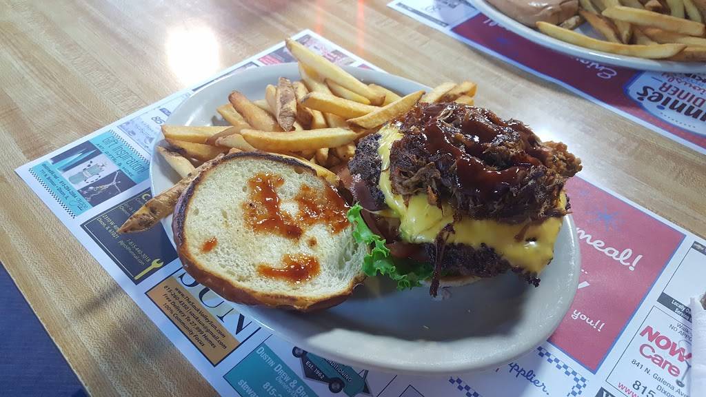 Flynnies Diner | restaurant | 607 Depot Ave, Dixon, IL 61021, USA | 8159738129 OR +1 815-973-8129