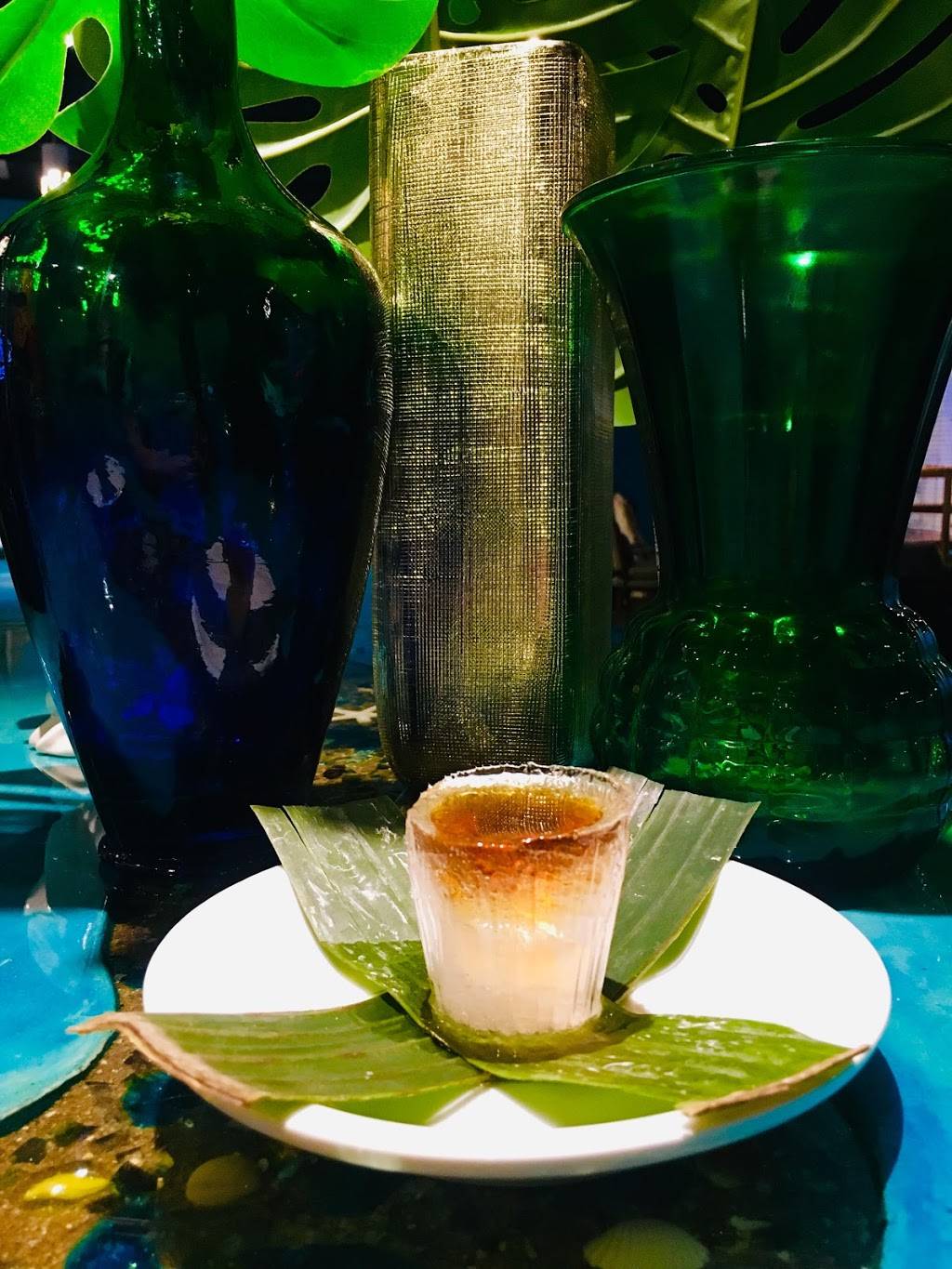 Jewels Caribbean Restaurant & Bar | restaurant | 2230 N Doctor M.L.K. Jr Dr, Milwaukee, WI 53212, USA | 4145850678 OR +1 414-585-0678