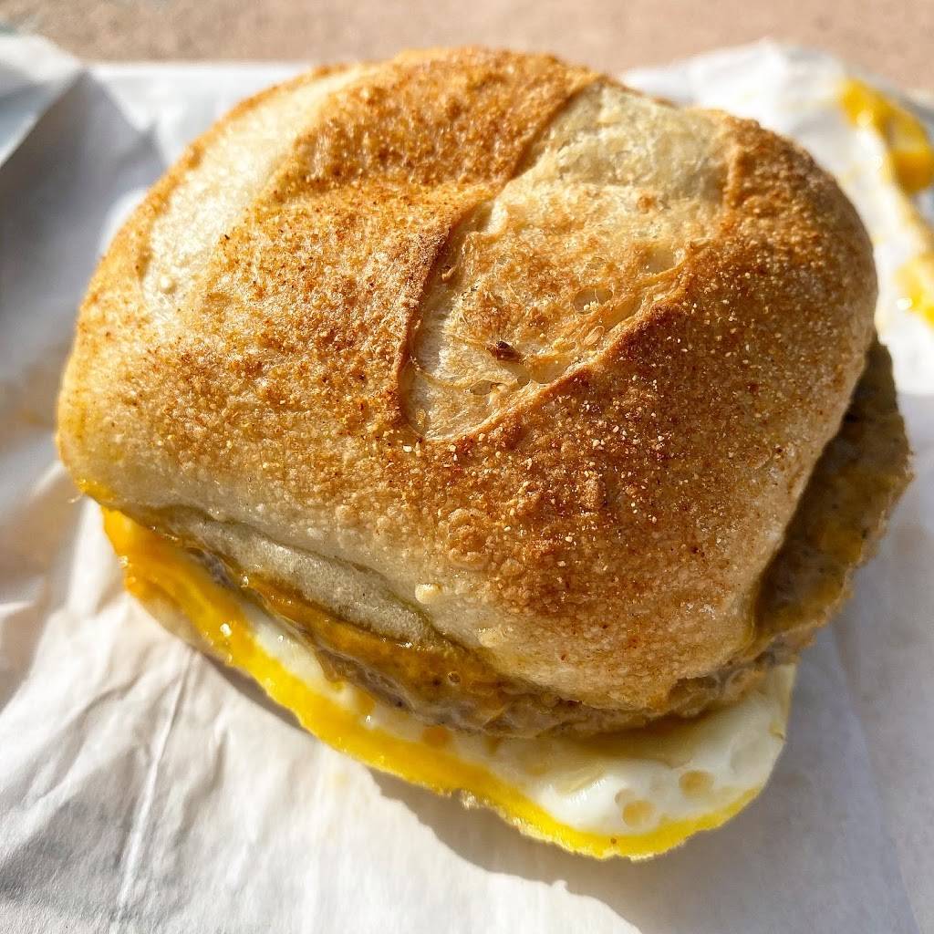 Starbucks | cafe | 1951 W Malvern Ave, Fullerton, CA 92833, USA | 7144470767 OR +1 714-447-0767