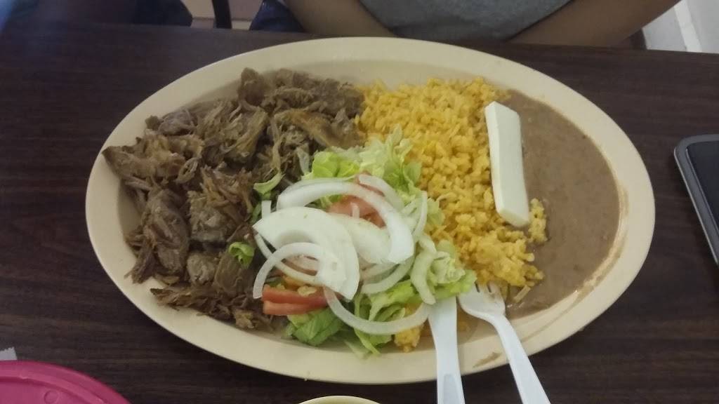 El Olmito Mexican Grocery | restaurant | 502 Mulberry Ave, Muscatine, IA 52761, USA | 5632642094 OR +1 563-264-2094