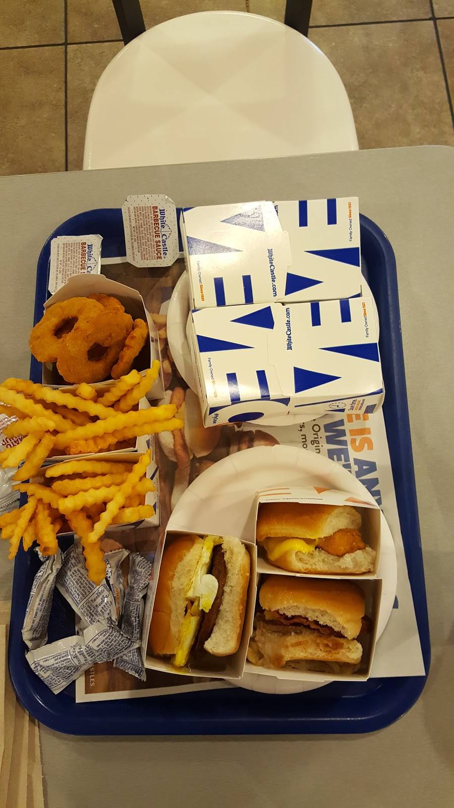 White Castle | restaurant | 3060 Wilma Rudolph Blvd, Clarksville, TN 37040, USA | 9316489911 OR +1 931-648-9911
