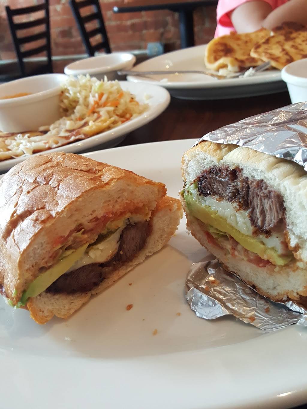 Benitos Place | restaurant | 1437 11th St NW, Washington, DC 20001, USA | 2022990977 OR +1 202-299-0977