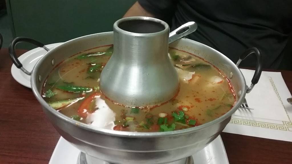 Thai Place | restaurant | 4019 S Maryland Pkwy, Las Vegas, NV 89119, USA | 7023695775 OR +1 702-369-5775