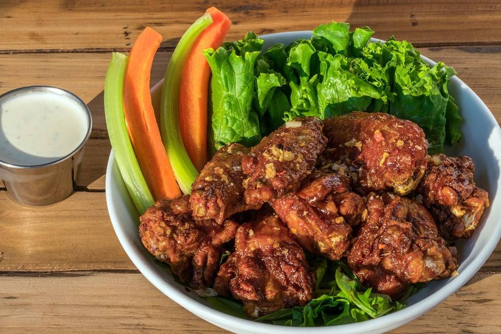 Two Town Pub and Cafe | restaurant | 5005 Main St, Tacoma, WA 98407, USA | 2532129477 OR +1 253-212-9477