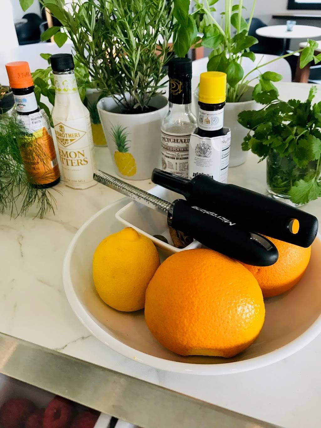 The Common Tasting Room | restaurant | 1302 US-71, Okoboji, IA 51355, USA | 7123322222 OR +1 712-332-2222