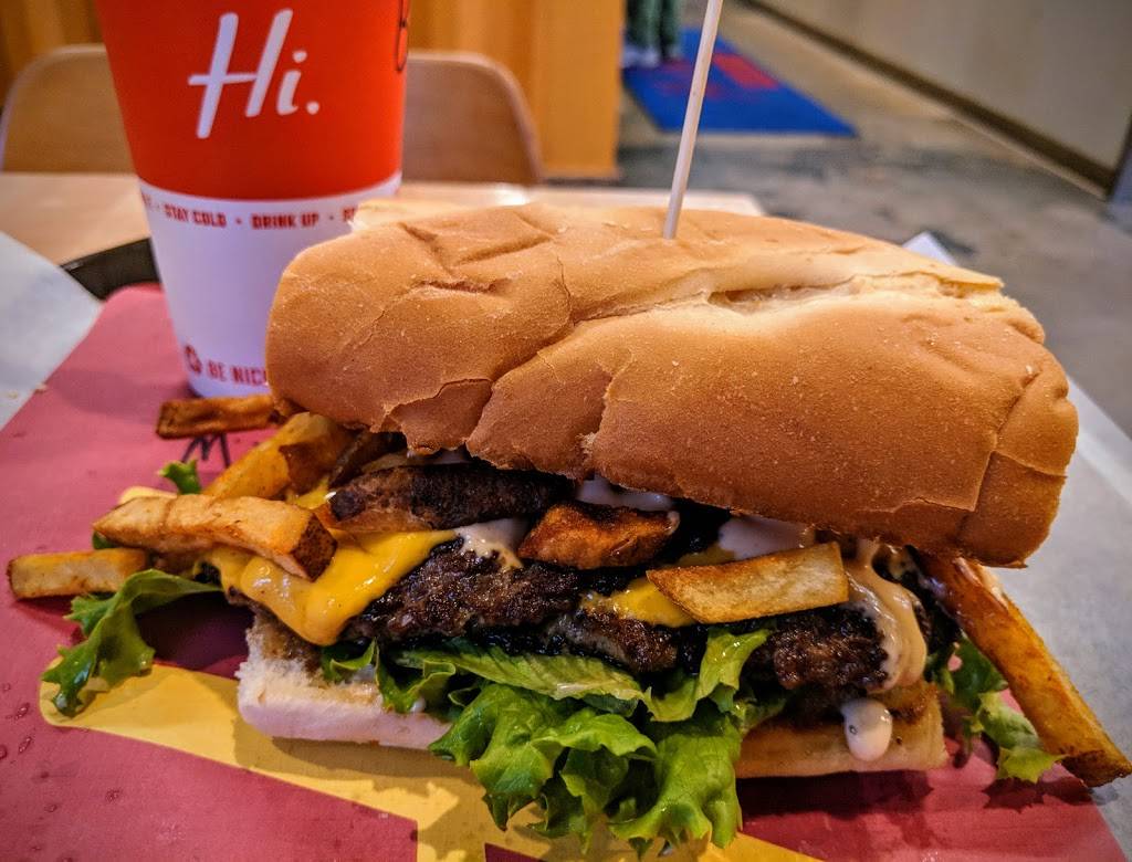 Hi-Pointe Drive-In | restaurant | 1033 McCausland Ave, St. Louis, MO 63117, USA | 3143492720 OR +1 314-349-2720