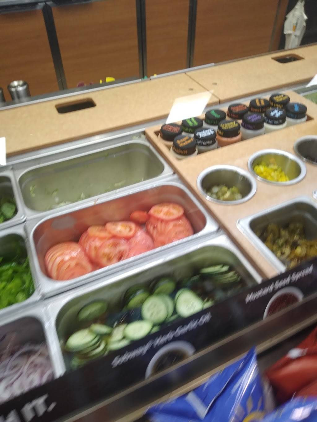 Subway Restaurants | restaurant | 1600 S Hoover St, Los Angeles, CA 90006, USA | 2137440444 OR +1 213-744-0444