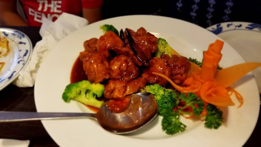 China Lobster | restaurant | 3215 Leechburg Rd, New Kensington, PA 15068, USA | 7243395555 OR +1 724-339-5555