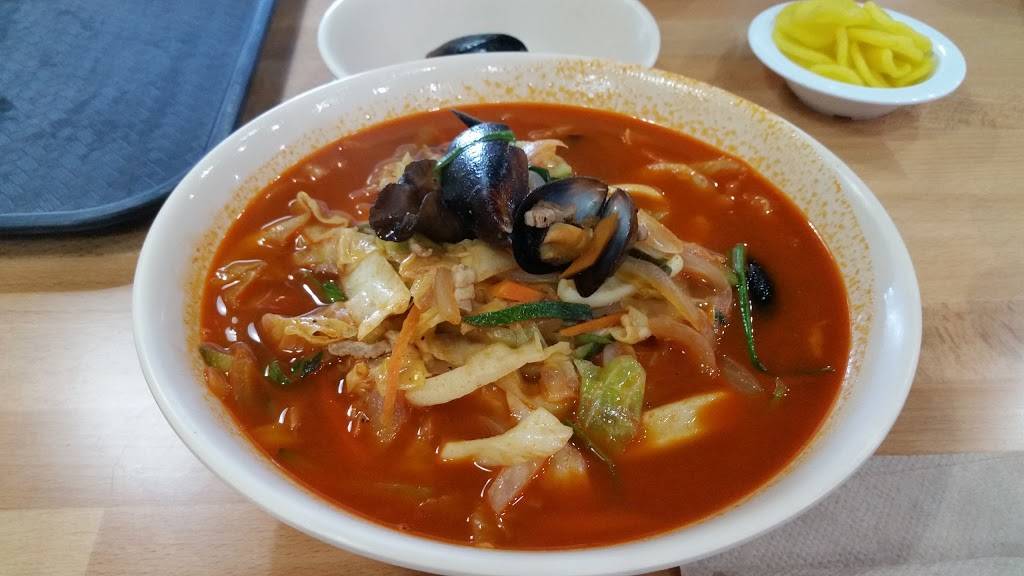 Paiks Noodle / 홍콩반점0410 | restaurant | 9355 Long Point Rd Suite J-1, Houston, TX 77055, USA | 8322423123 OR +1 832-242-3123