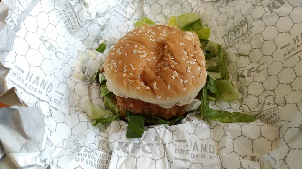 KFC | restaurant | 2263 N Texas St, Fairfield, CA 94533, USA | 7074225220 OR +1 707-422-5220