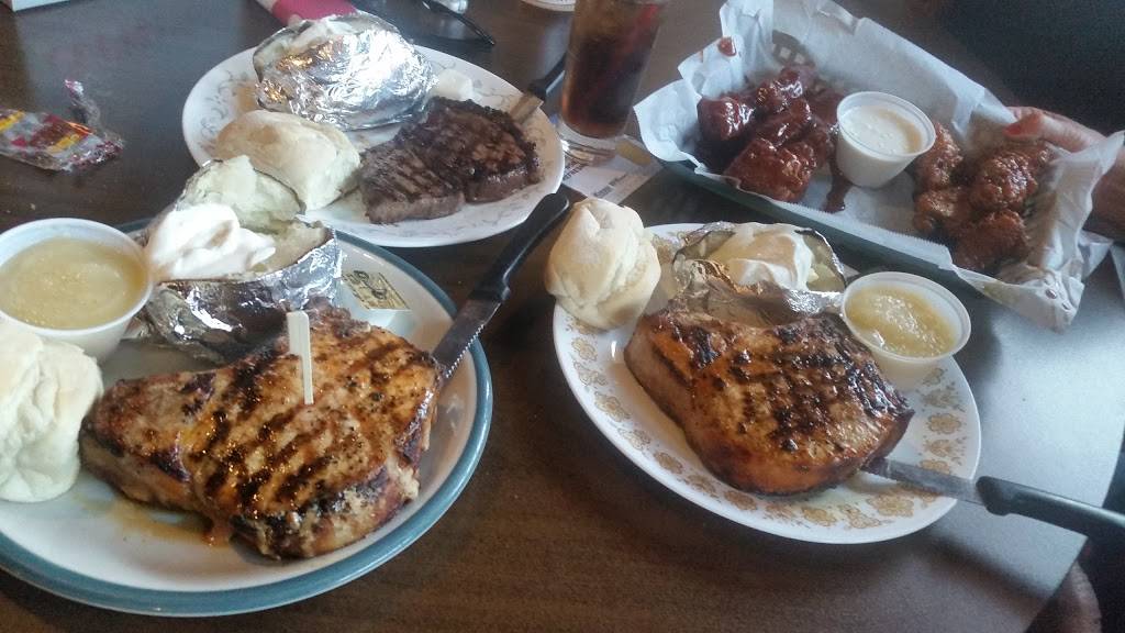 Earls | restaurant | 123 W Main St, Brook, IN 47922, USA | 2192753275 OR +1 219-275-3275