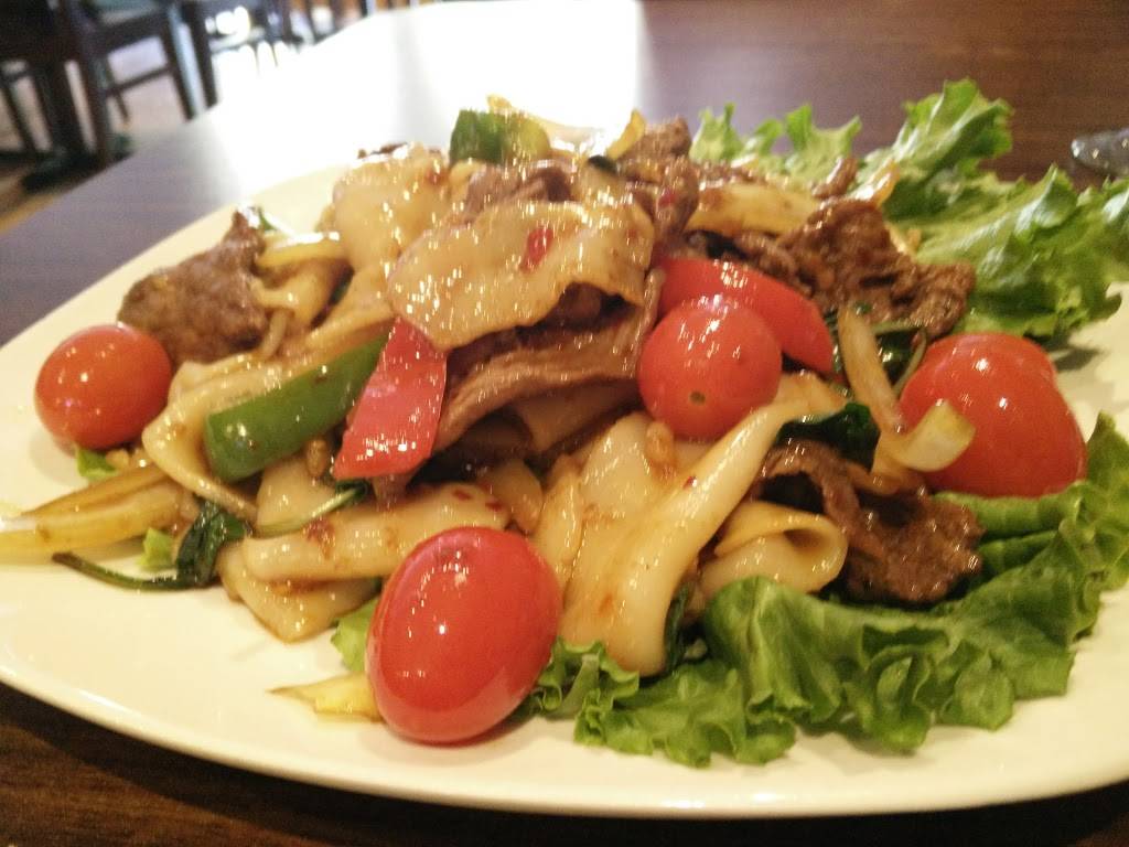 Sanphan Thai Cuisine | restaurant | 653 Pennsylvania Ave SE, Washington, DC 20003, USA | 2025449368 OR +1 202-544-9368