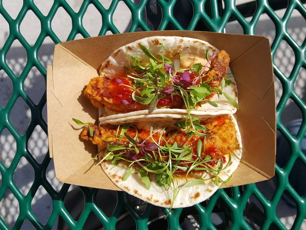 The Back Lot Beer Garden | restaurant | 425 Michigan St, Petoskey, MI 49770, USA | 2318819933 OR +1 231-881-9933