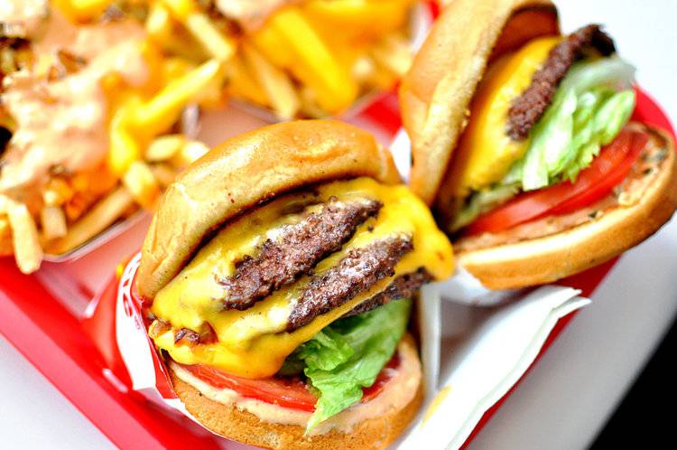In-N-Out Burger | restaurant | 4375 Kearny Mesa Rd, San Diego, CA 92111, USA | 8007861000 OR +1 800-786-1000