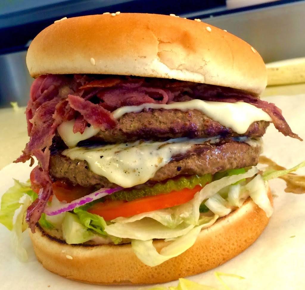 Hefty Burgers | restaurant | 1640 W Capitol Ave, West Sacramento, CA 95691, USA | 9163730122 OR +1 916-373-0122