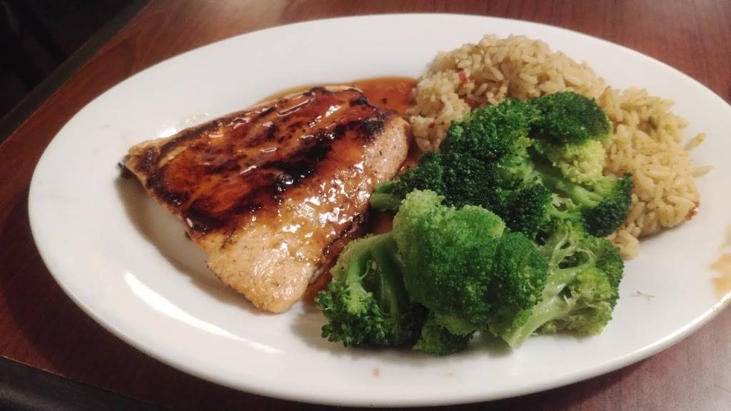 Ruby Tuesday | restaurant | 250 Davidson Ave, Somerset, NJ 08873, USA | 7328689160 OR +1 732-868-9160