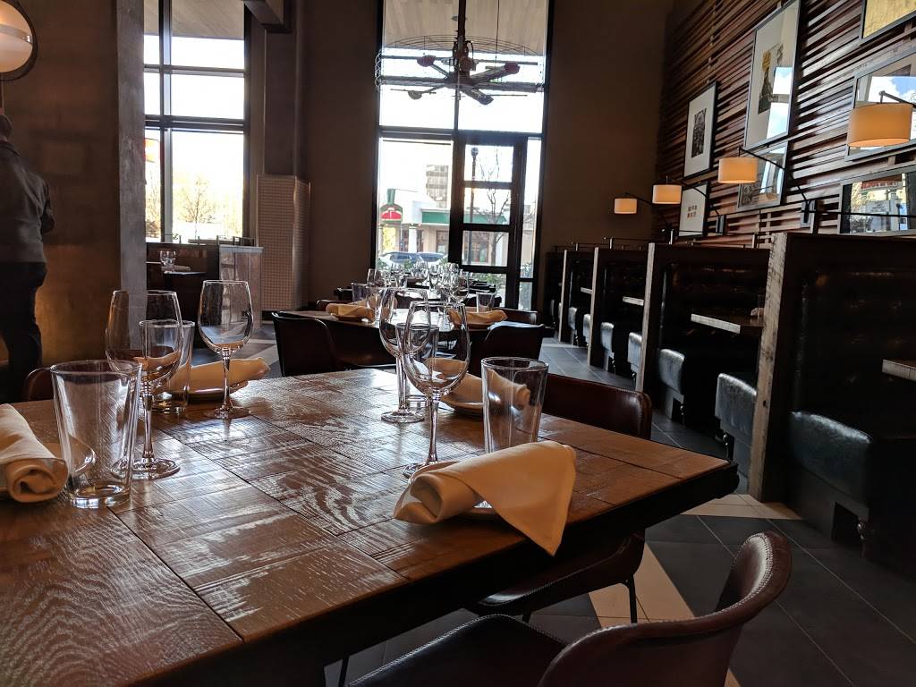 Neighborhood Services | restaurant | 400 S 2nd St, Louisville, KY 40202, USA | 5023136733 OR +1 502-313-6733