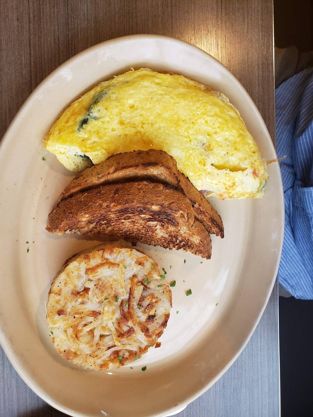 Snooze an AM Eatery | restaurant | 5073 S Syracuse St, Denver, CO 80237, USA | 7204411350 OR +1 720-441-1350