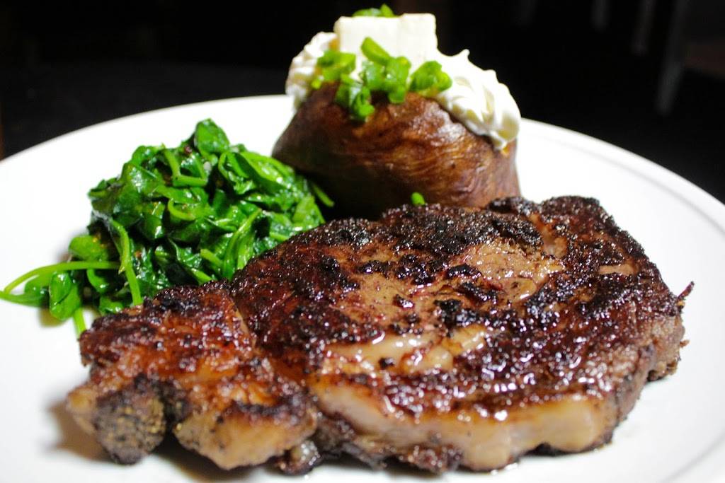 Stubriks Steakhouse | restaurant | 118 E Commonwealth Ave, Fullerton, CA 92832, USA | 7148711290 OR +1 714-871-1290