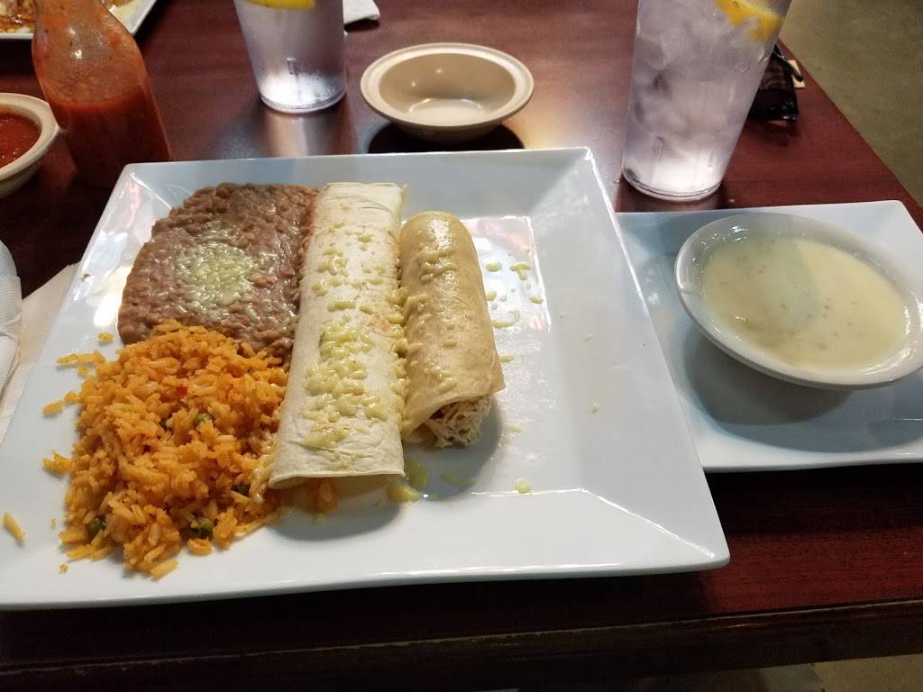 Iguanas Mexican restaurant | restaurant | 2241 N Washington St, Forrest City, AR 72335, USA | 8706301606 OR +1 870-630-1606