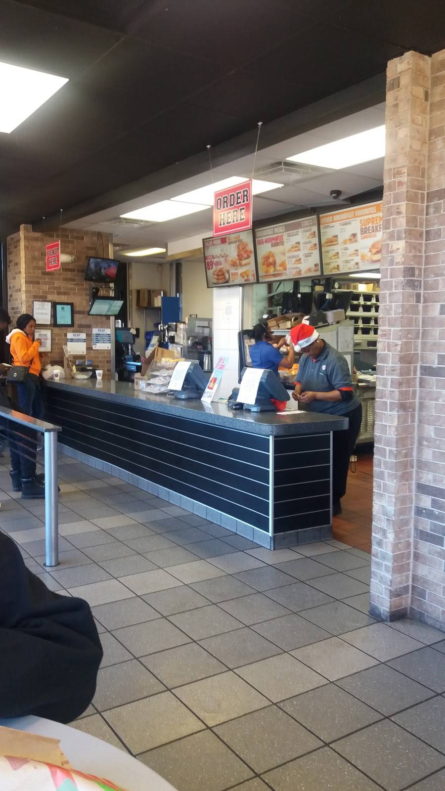 Burger King | restaurant | 1000 Tidewater Dr, Norfolk, VA 23504, USA | 7576254685 OR +1 757-625-4685
