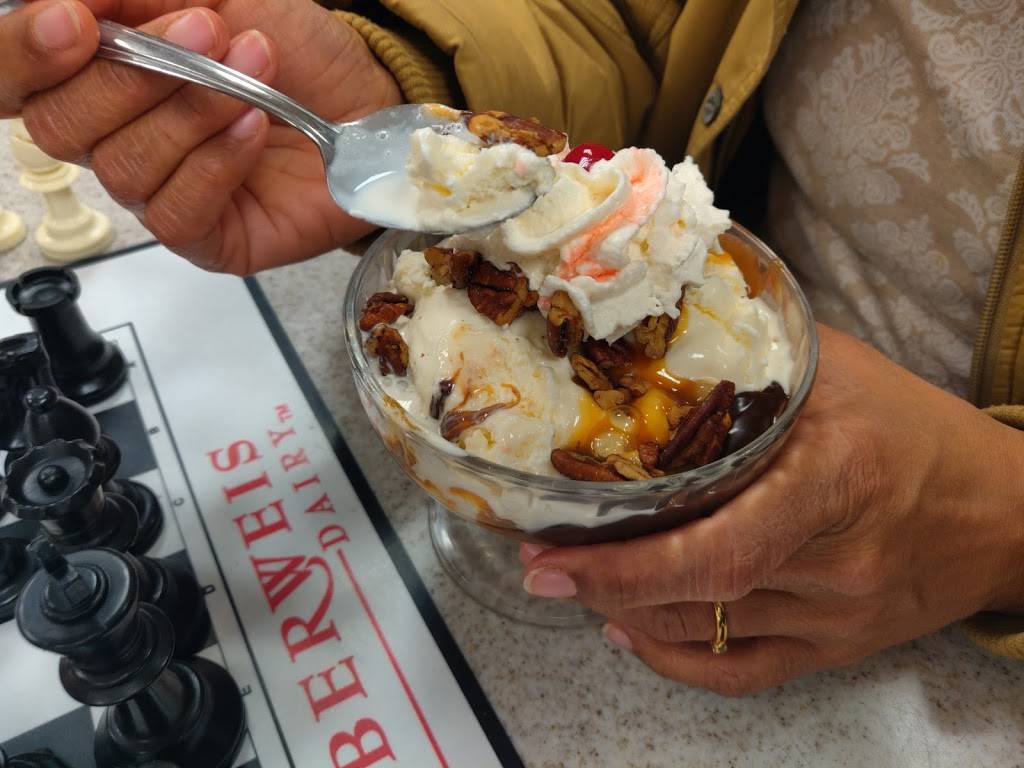 Oberweis Ice Cream and Dairy Store | restaurant | 1735 Algonquin Rd, Rolling Meadows, IL 60008, USA | 8472909222 OR +1 847-290-9222