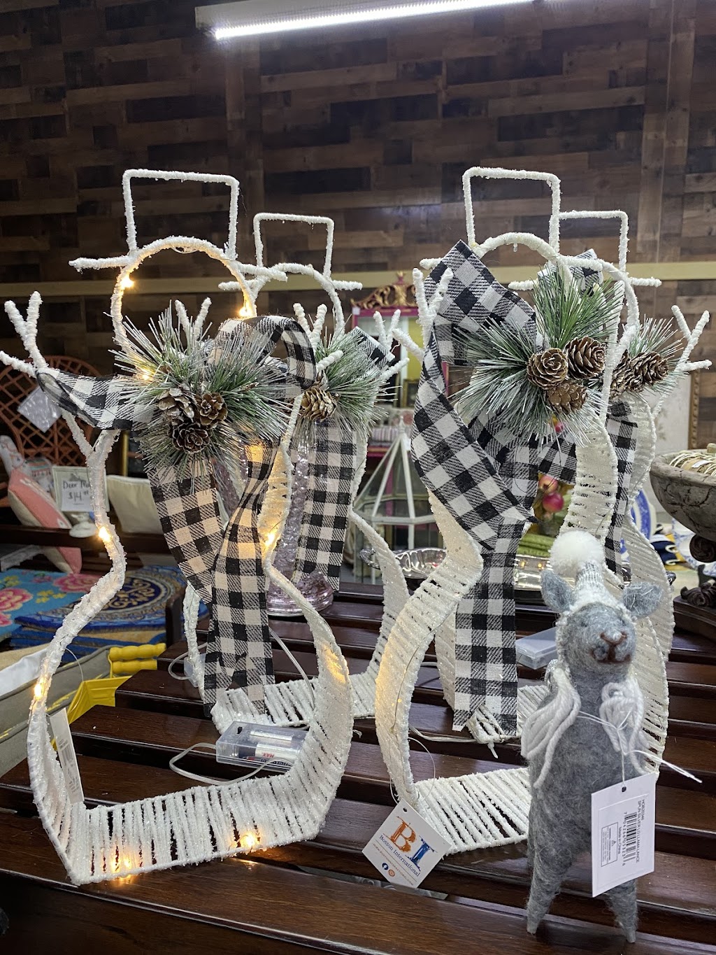 Emporium 109 | restaurant | 109 E Main St, Ladoga, IN 47954, USA | 7659425037 OR +1 765-942-5037