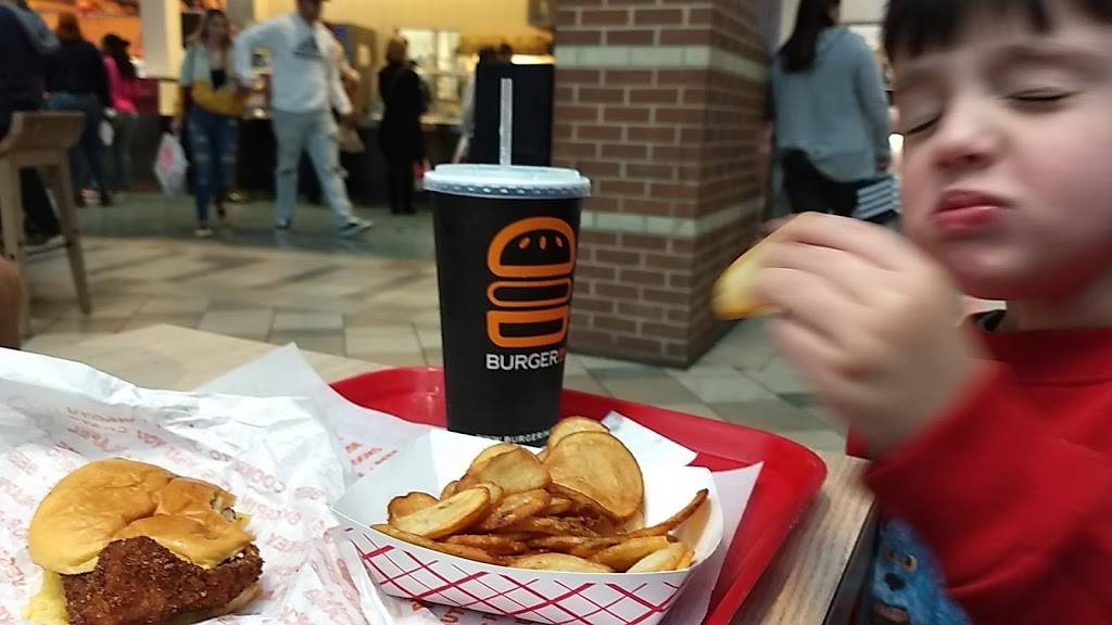 Burgerim Gourmet Burgers | restaurant | 459 Brandon Town Center Dr Brandon Town Center Mall, Food Court, Brandon, FL 33511, USA | 8136624246 OR +1 813-662-4246