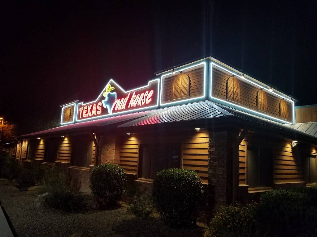 Texas Roadhouse | restaurant | 8450 N Cracker Barrel Rd, Tucson, AZ 85743, USA | 5205793855 OR +1 520-579-3855