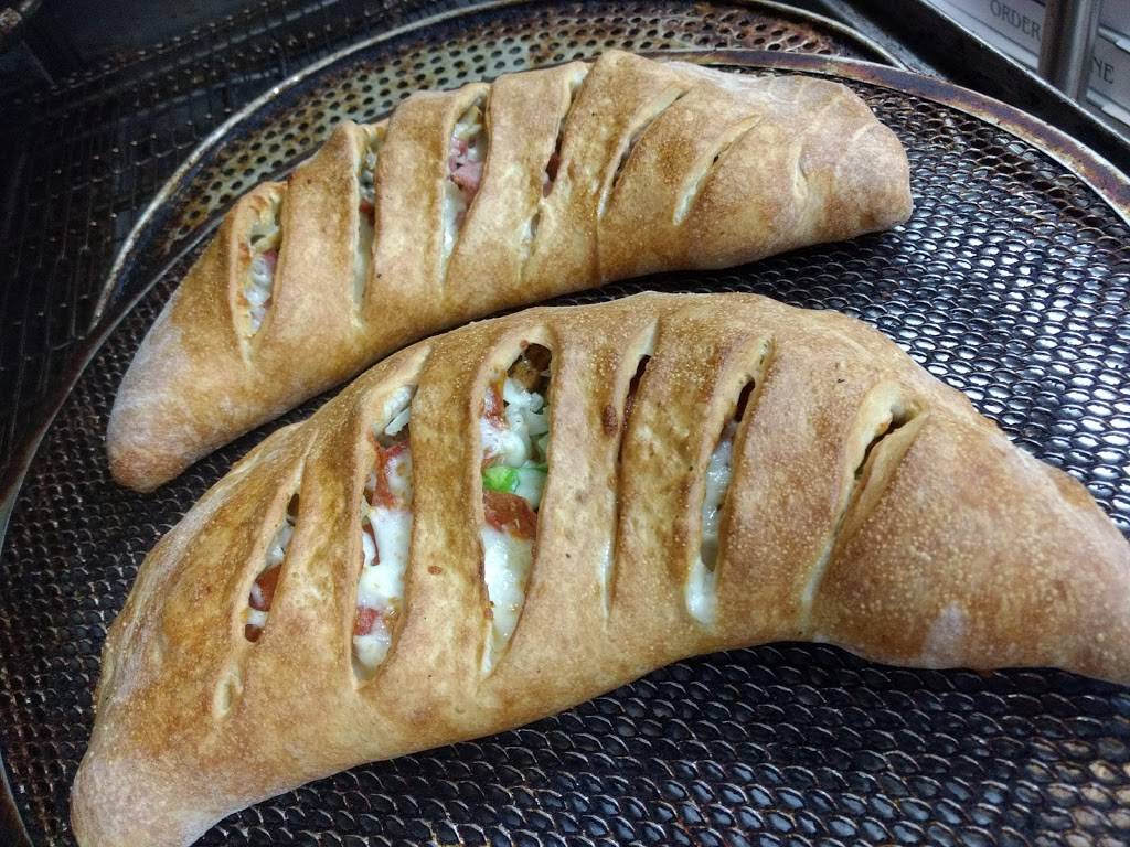 Paisano’s Pizza | restaurant | 1500 Central Park Blvd, Fredericksburg, VA 22401, USA | 5407868800 OR +1 540-786-8800