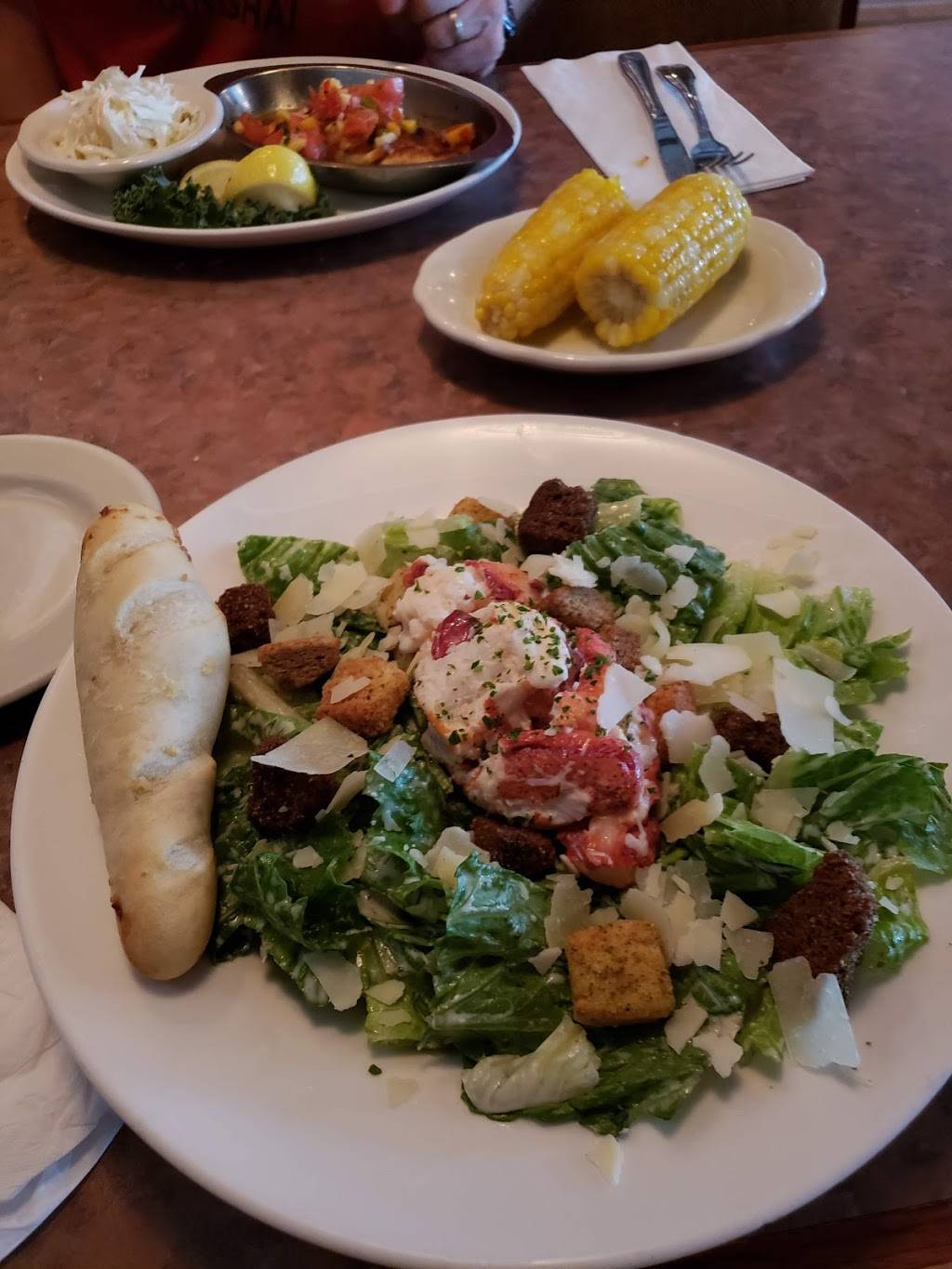 Village Restaurant | restaurant | 55 Main St, Essex, MA 01929, USA | 9787686400 OR +1 978-768-6400