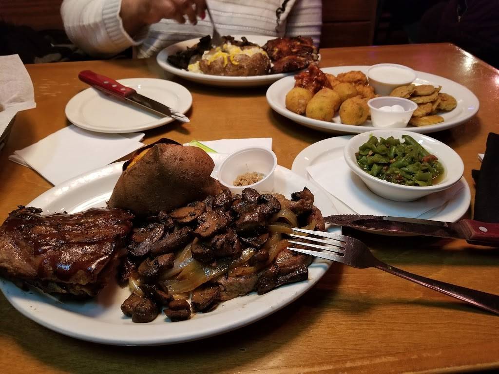 Texas Roadhouse | restaurant | 18345 South La Grange Road, Tinley Park, IL 60487, USA | 7084448358 OR +1 708-444-8358