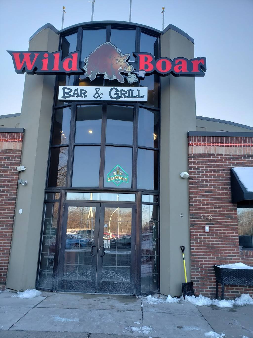 Wild Boar Bar and Grill | restaurant | 950 Helena Ave N, Oakdale, MN 55128, USA | 6514140903 OR +1 651-414-0903